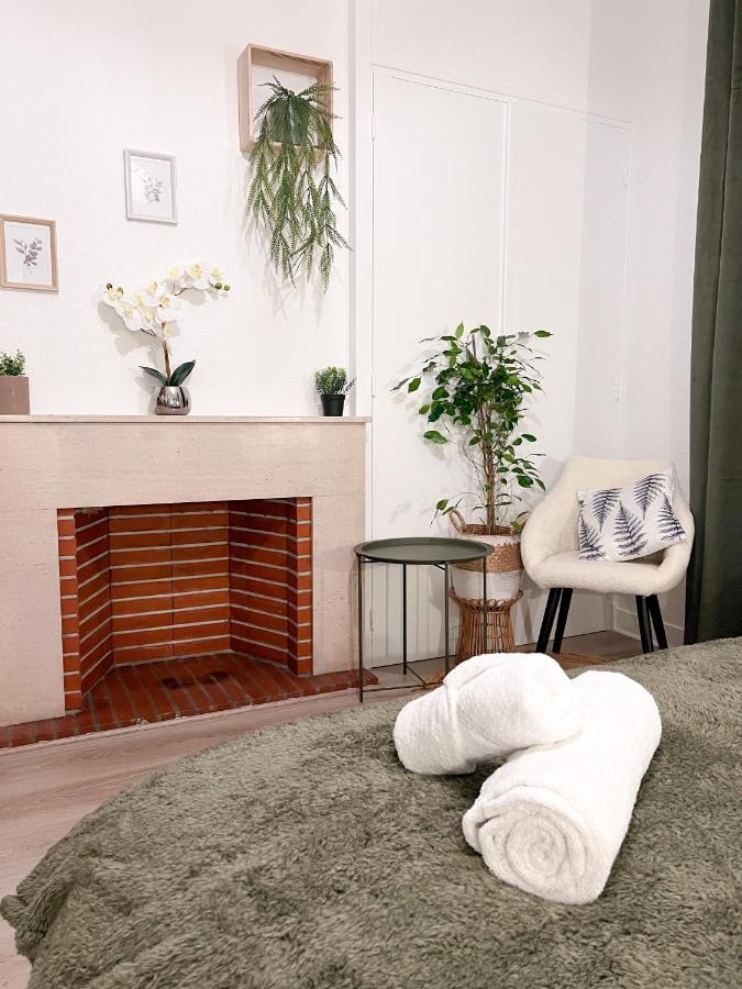Le Jardin Secret D'Amiens Hypercentre Cathedrale, Parking Apartment ภายนอก รูปภาพ